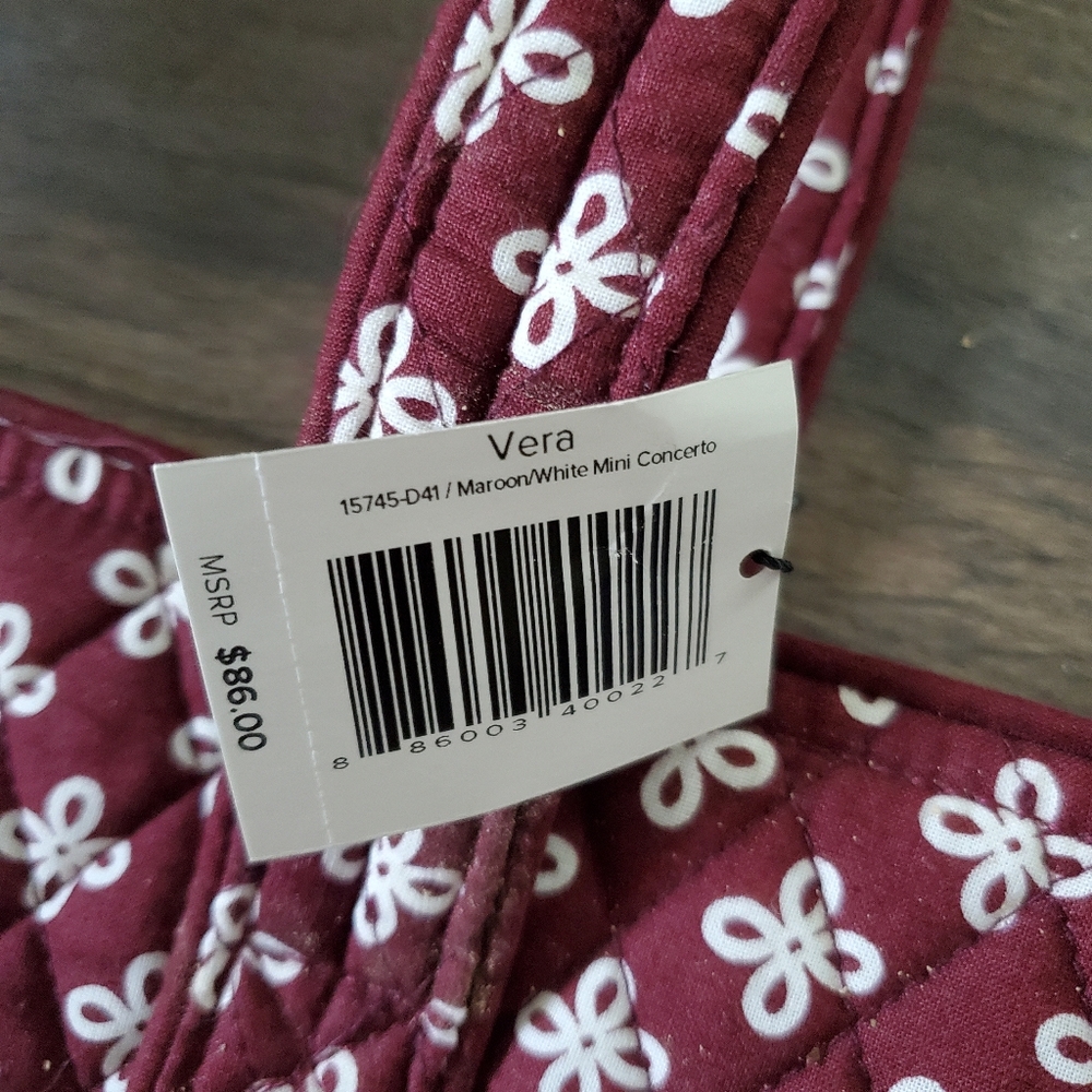 Vera Bradley Tote - Picture 4 of 9